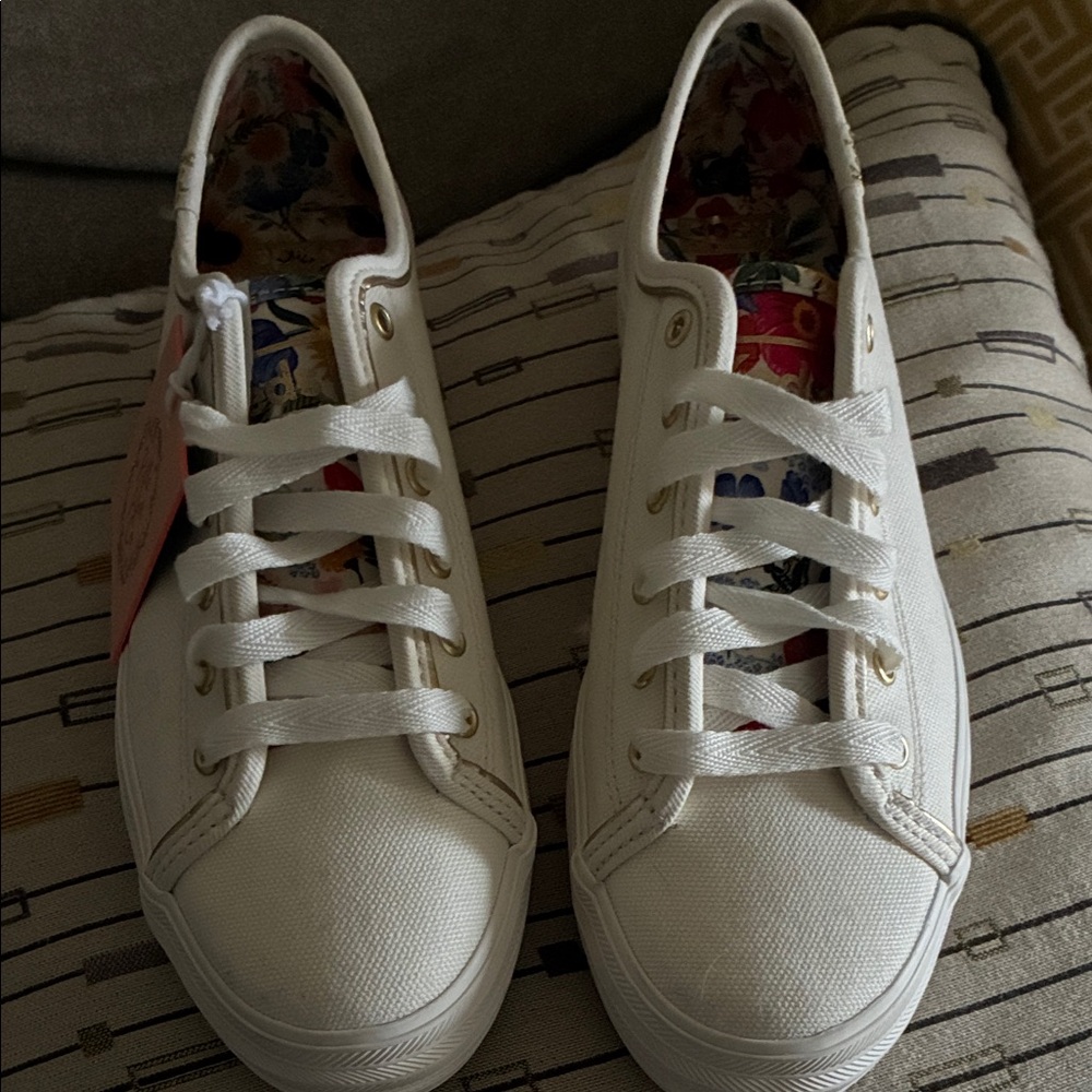 Keds White Canvas Sneakers with Floral Lining